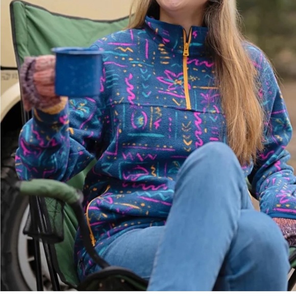 Chubbies Chilly Vibe Quarter Zip - Picture 7 of 8